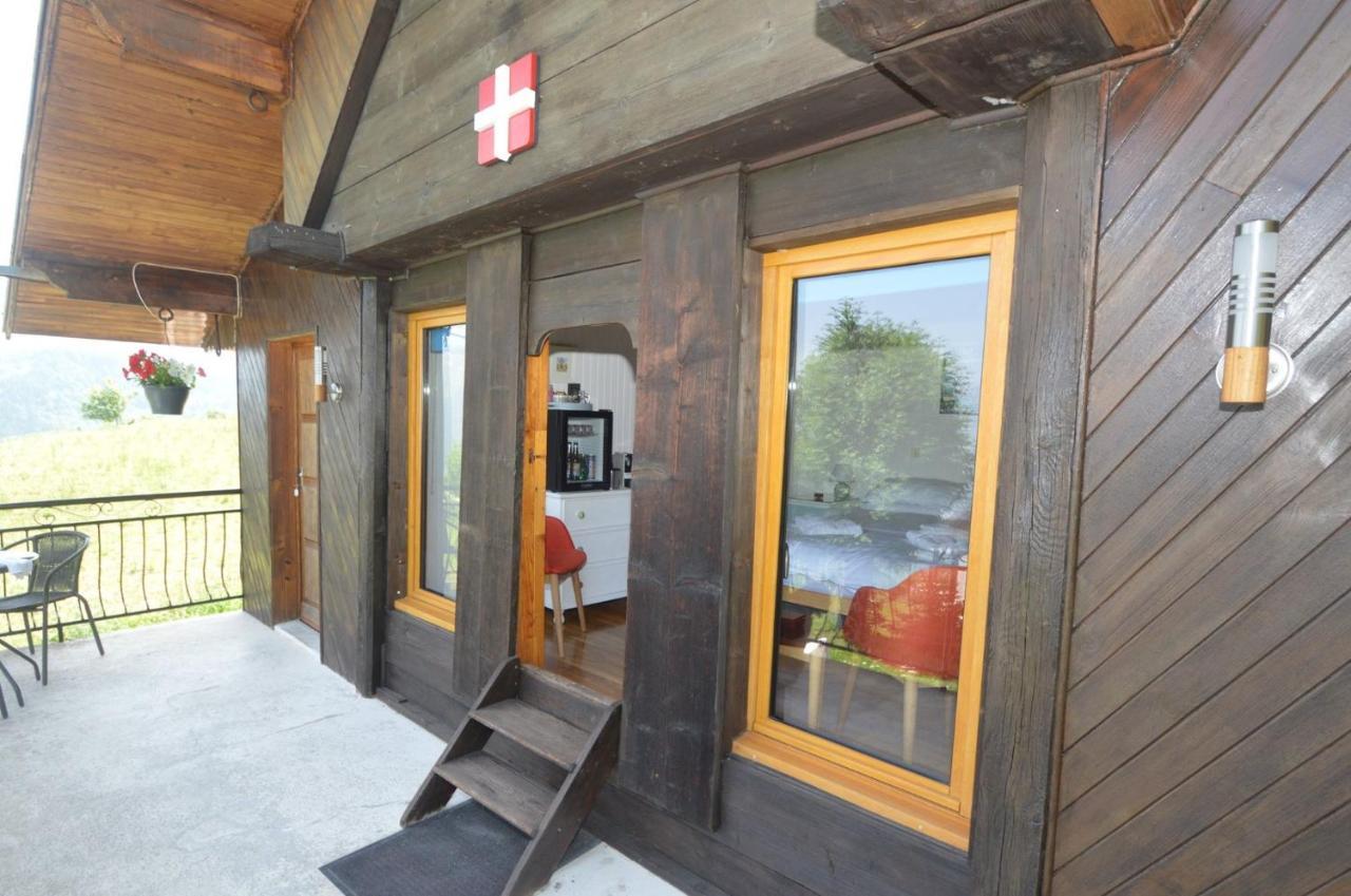 Le Petit Chalet-Leard Jarrier Exterior foto